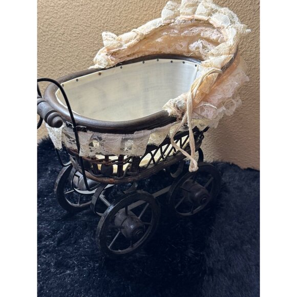 Vintage Victorian Style Baby Doll Carriage With Lace Canopy Metal Frame & Fabric - Picture 6 of 12